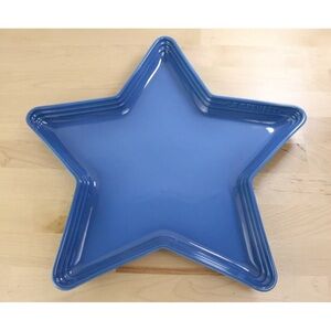 NEW IN BOX Le Creuset Star Platter Blue Marseille